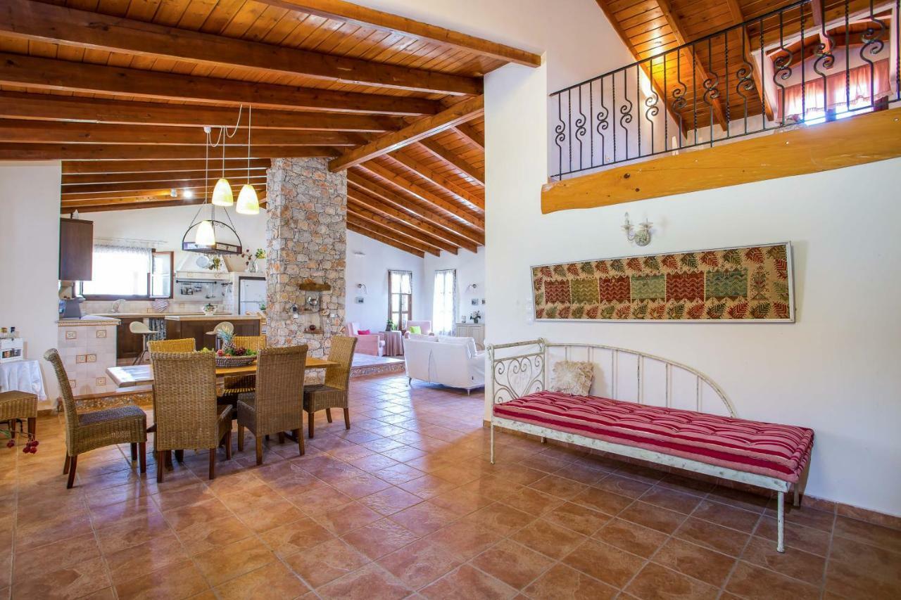 Sunny Countryside Villa - With Private Pool Faliraki Esterno foto