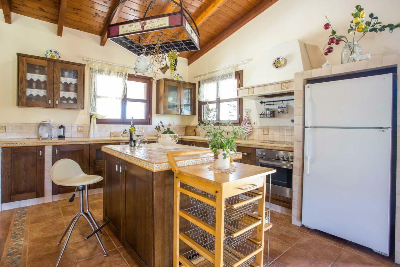 Sunny Countryside Villa - With Private Pool Faliraki Esterno foto