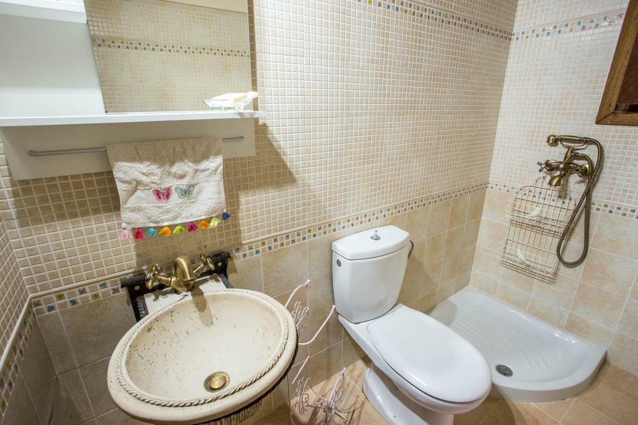 Sunny Countryside Villa - With Private Pool Faliraki Esterno foto